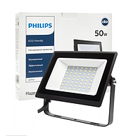 Светодиодный прожектор Philips 50W 4000К IP65 4000Лм