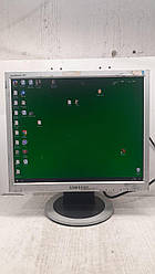 17 дюймів Samsung SyncMaster 721N
