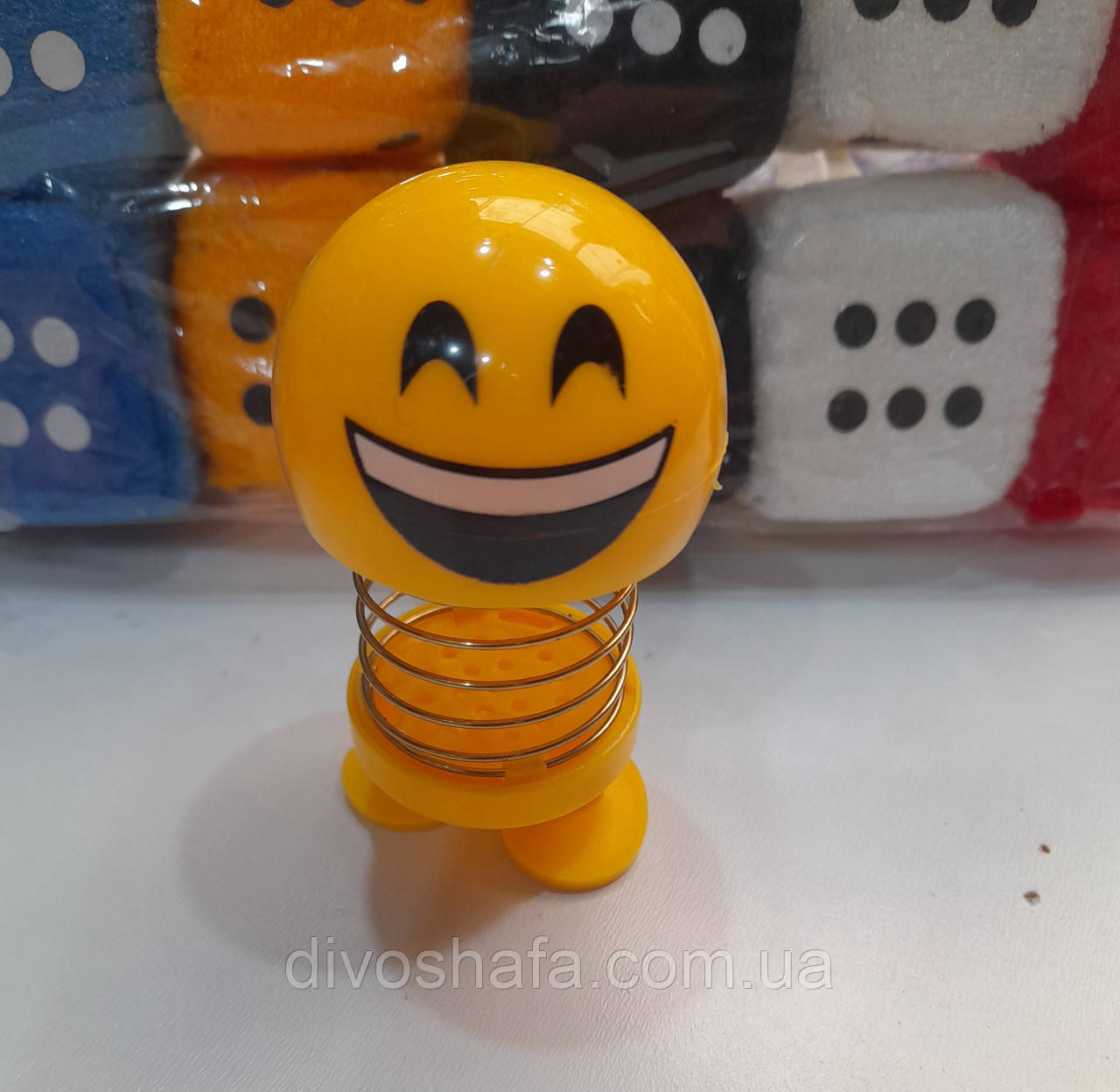 Іграшка маятник на пружинці в авто "Smile" (в асортименті) 8.5 см. Проі-во: Китай.