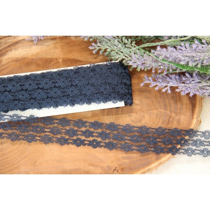 Мереживо тонке " Три ряди квітів " , сапфірове 10 метрів