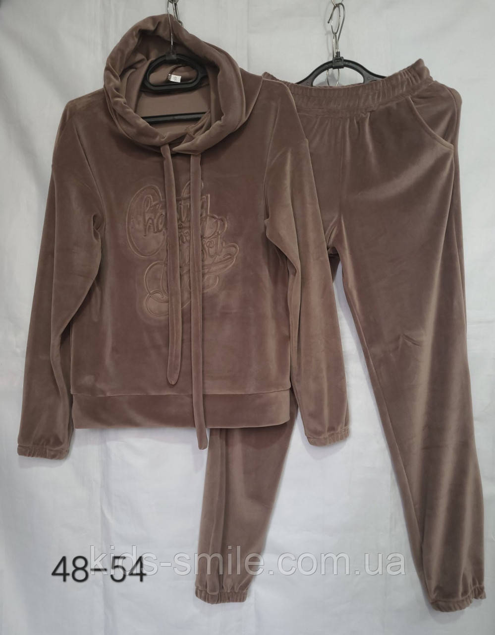 Спортивні костюми жіночі ПОЛУБАТАЛИ "Турецька тканина" (Велюр)