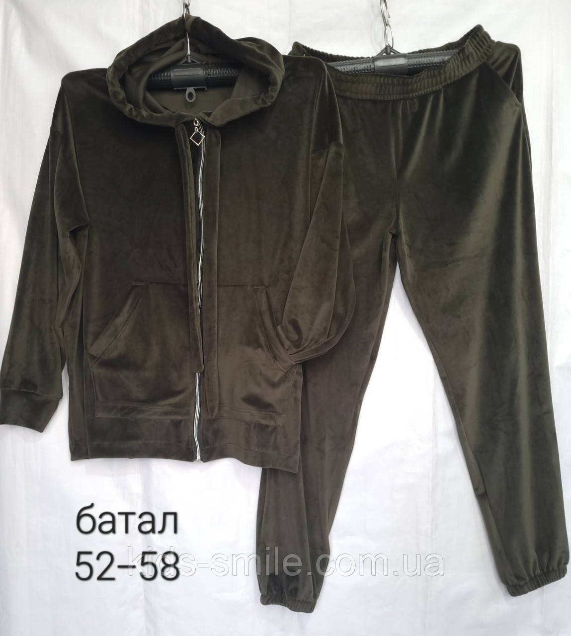 Спортивні костюми жіночі БАТАЛИ "Турецька тканина" (Велюр)