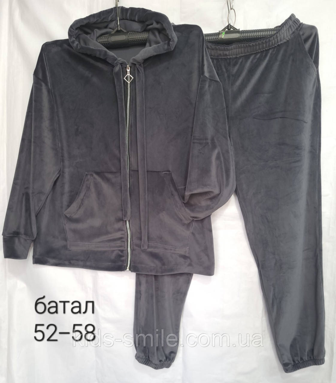 Спортивні костюми жіночі БАТАЛИ "Турецька тканина" (Велюр)