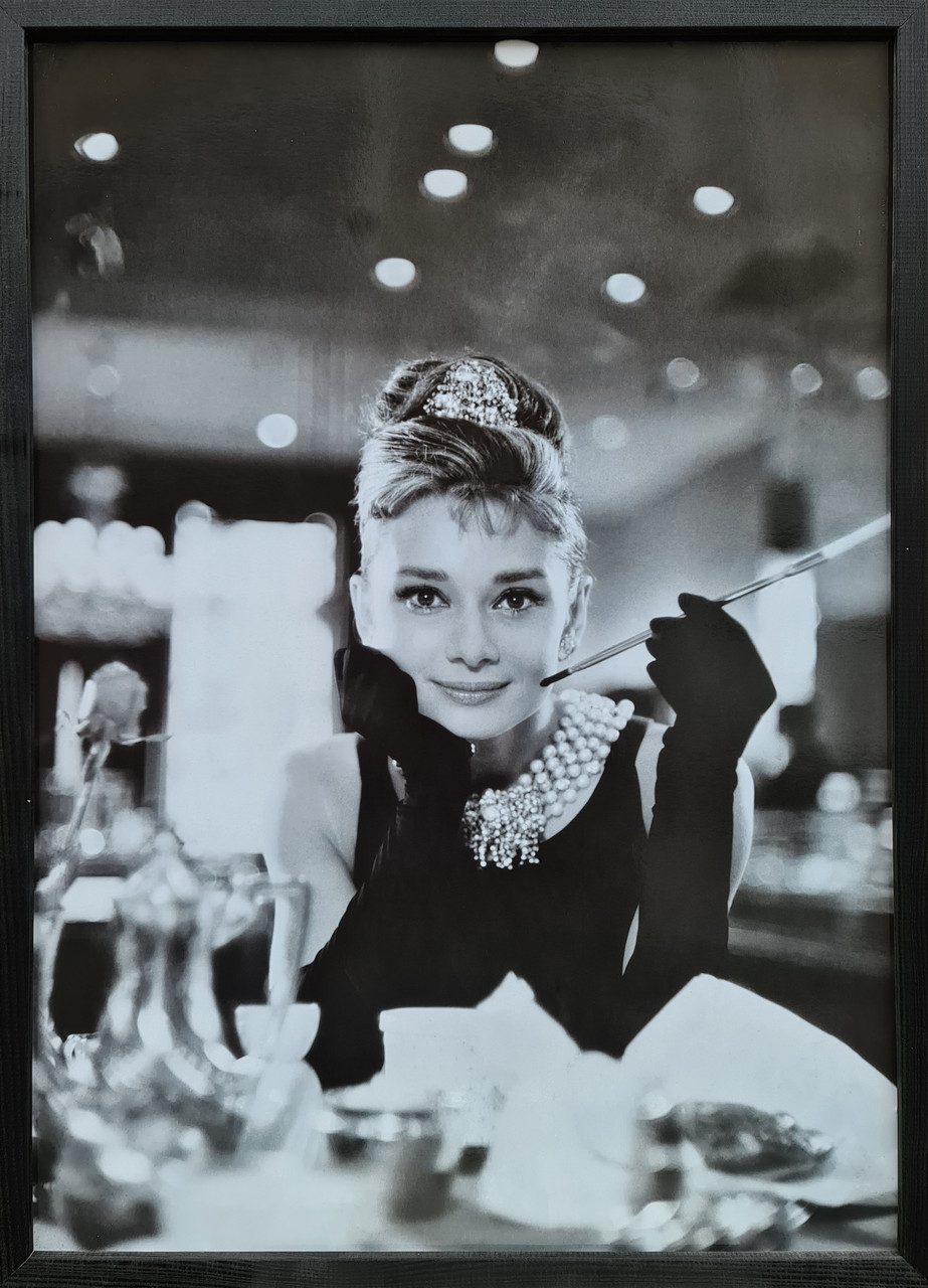 Фотокартина в дерев'яній рамі Audrey Hepburn 1 50х70 см POS-5070-256