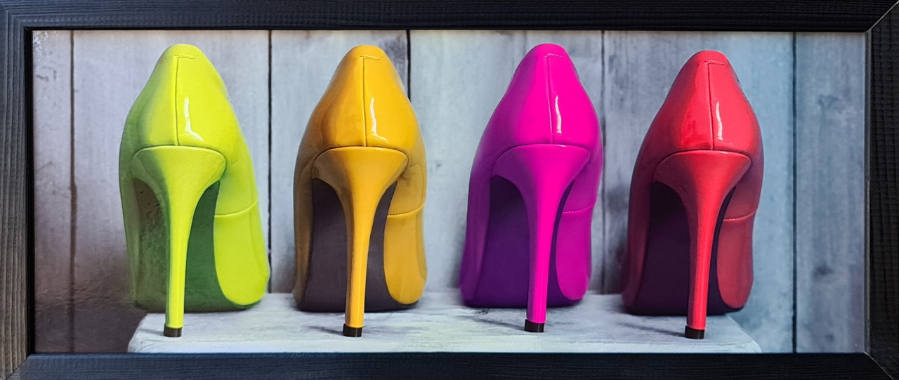 Фотокартина в дерев'яній рамі High heels 1 20х50 см POS-2050-116