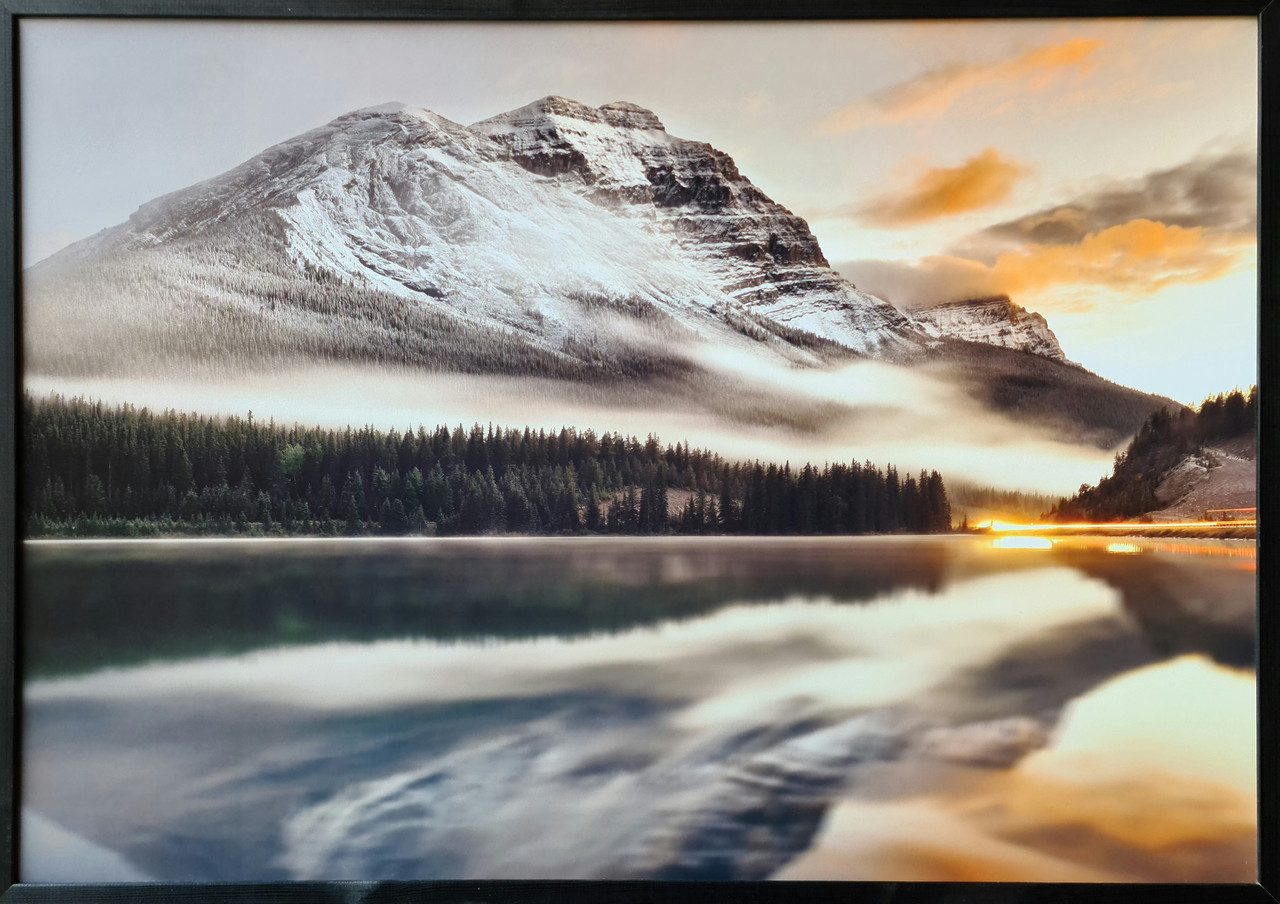 Фотокартина у дерев'яній рамі Mountain 2 70х100 см POS-70100-297