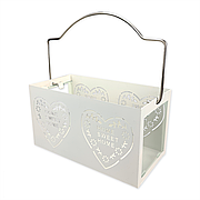 Свічник білий металевий з ручкою Sweet home OR-1016