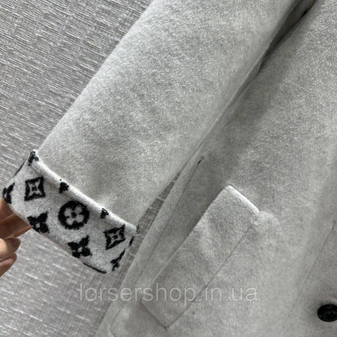 Шерстяное пальто Louis Vuitton с двусторонними лацканами серого цвета, качество премиум new 2023 - фото 2 - id-p1907251752