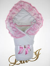 Зимовий конверт - плед з мереживом на виписку з пологового будинку для новонародженого Марія розмір 90х90 см Lari Рожевий