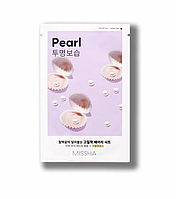 Тканевая маска с экстрактом жемчуга Missha Airy Fit Sheet Mask Pearl