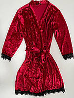 Червоний велюровий халат з чорним мереживом на запах 42-44 розміри