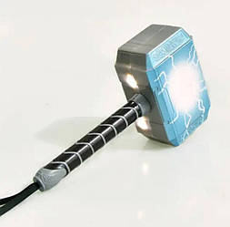 Молот супергероя з фільму "Тор" зі звуковими ефектами та підсвічуванням