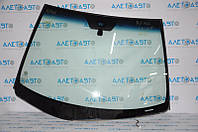Лобовое стекло Lexus RX300 RX330 RX350 RX400h 04-09 XYG, сколы, песок