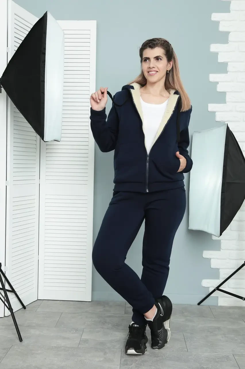 Жіночий зимовий костюм кофта з хутром, штани на флісі у кольорах