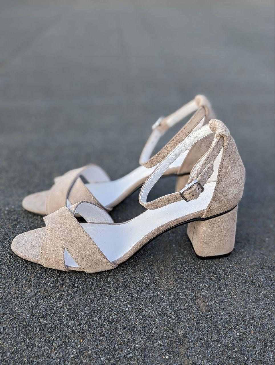 STTOPA Розміри 36-44. Босоніжки великих розмірів шкіряні. Каблук 6,5 см. 328-3644-65-1 Бежеві, фото 1