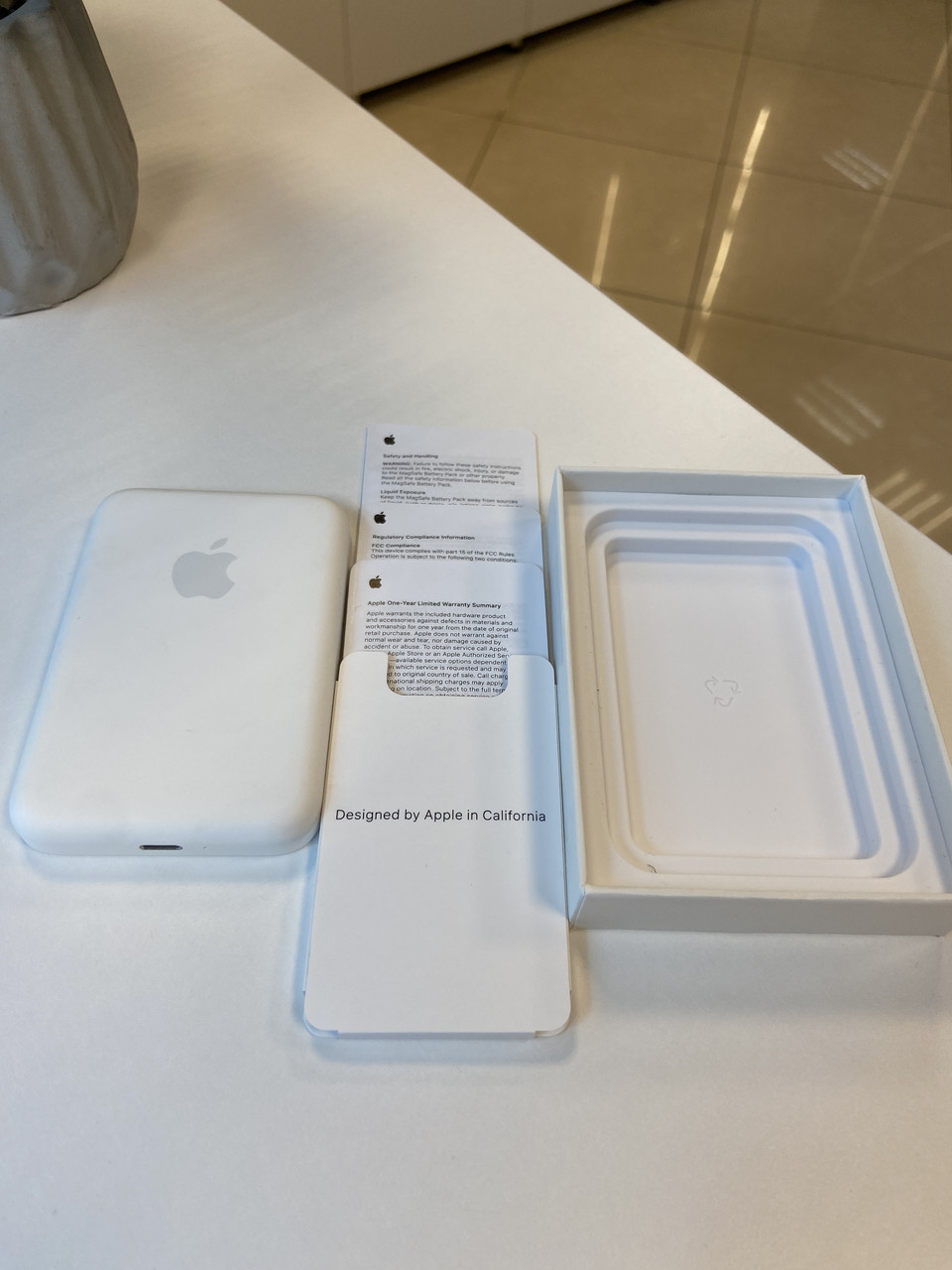 Зовнішній акумулятор Apple MagSafe Battery Pack для Iphone, бездротовий павербанк для Айфона - фото 10 - id-p1907842798