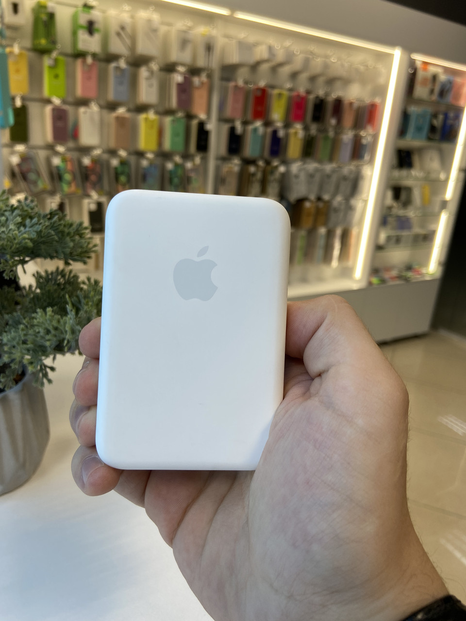 Магнитный power bank бэттери пак для айфона, Магнитный павербанк apple magsafe battery pack оригинал - фото 4 - id-p1907890744