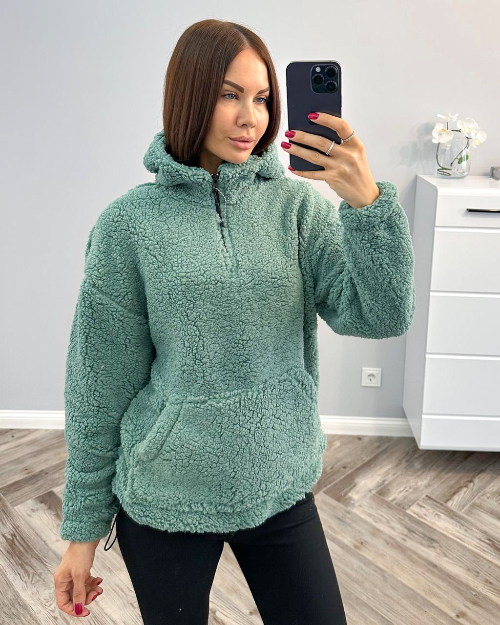 Оливкова затишна тепла жіноча кофта-хустка з капюшоном хутро тедді