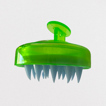 Силіконова щітка-масажер для миття голови Comair Light Green