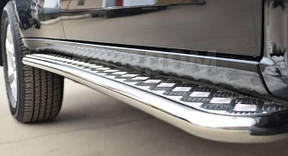 Захист заднього бампера та бічні пороги на авто
