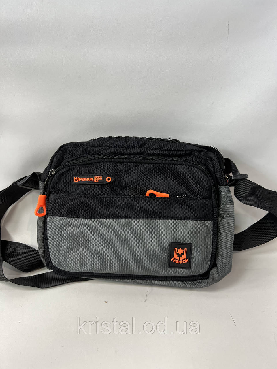 Чоловіча текстильна сумка на плече гуртом 24*20 см. серії "Goldbe" No19889, фото 1