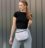 Женская сумка маленькая белая с цветочным принтом городская стильная летняя экокожа для женщин 25х20х10 см BG