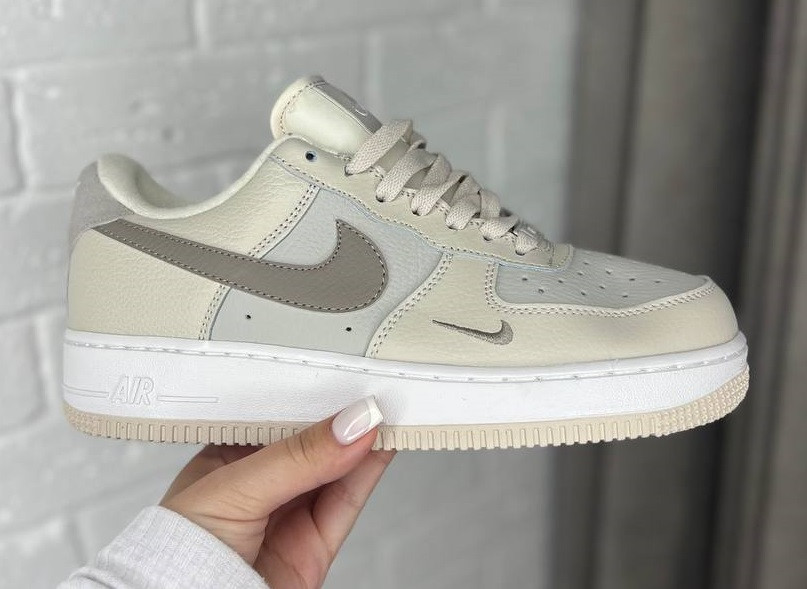 Nike Air Force 1 Low Beige 40 BIGL