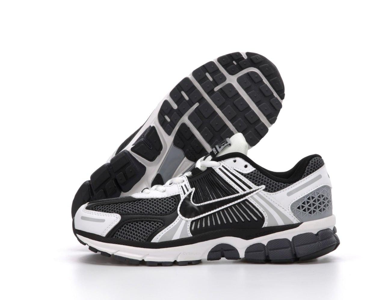 Чоловічі кросівки Nike Zoom Vomero 5 32514 чорно-білі