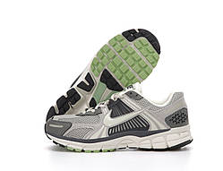 Чоловічі кросівки Nike Zoom Vomero 5 32515 сірі