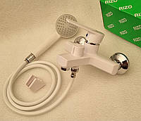 Смеситель для ванной RIZO 009 White из термопластика белого цвета