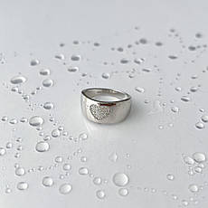 Срібне кільце Komilfo з фіанітами, вага виробу 4,12 г (2142560) 18 розмір, фото 3