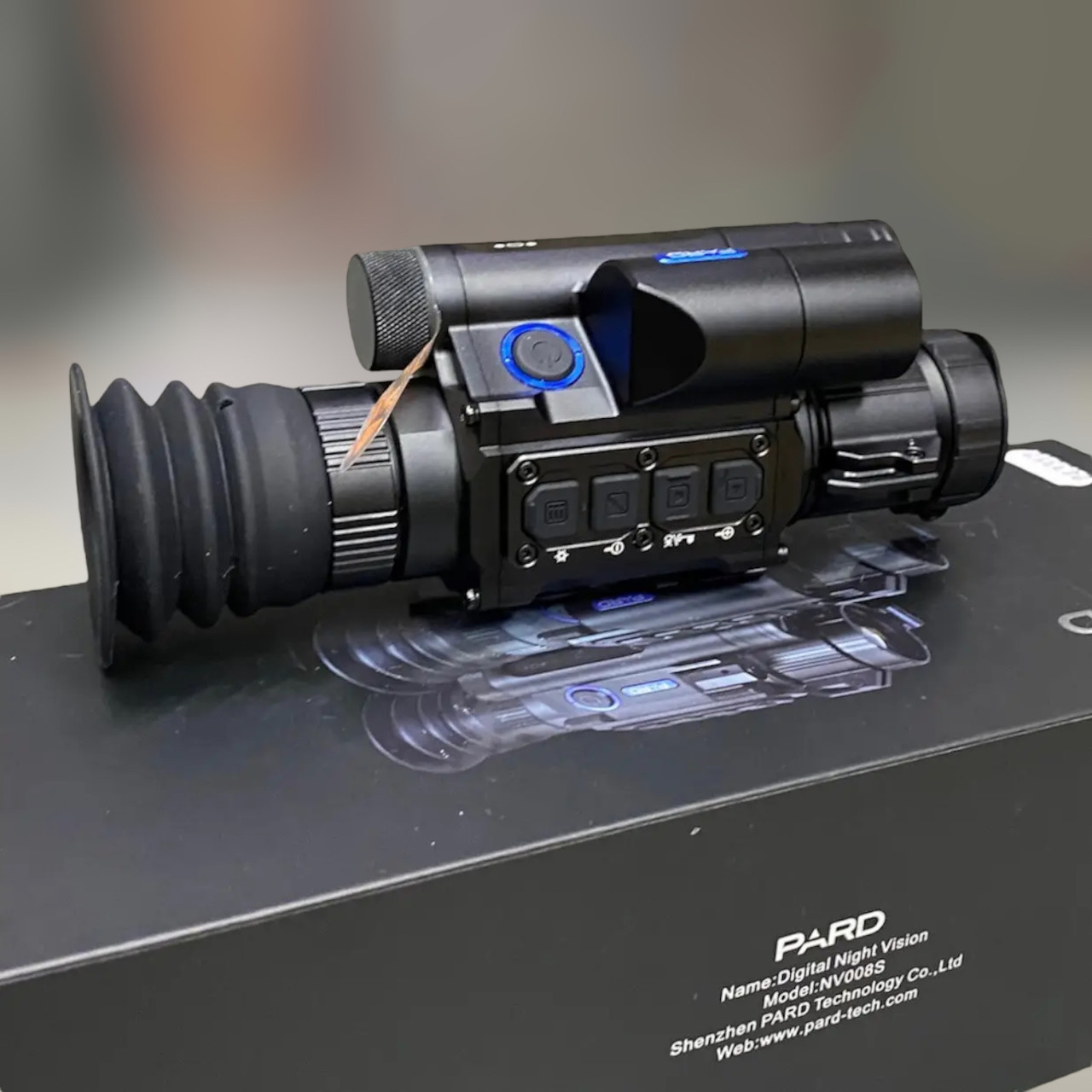 Приціл нічного бачення Pard NV008S-LRF 6.5/13X з лазерним далекоміром, балістичним калькулятором і ІЧ-підсвічуванням