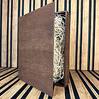 Подарочная коробка из дерева с декоративной стружкой бокс 20,5х16х3,7 дуб венге с крышкой на завесах