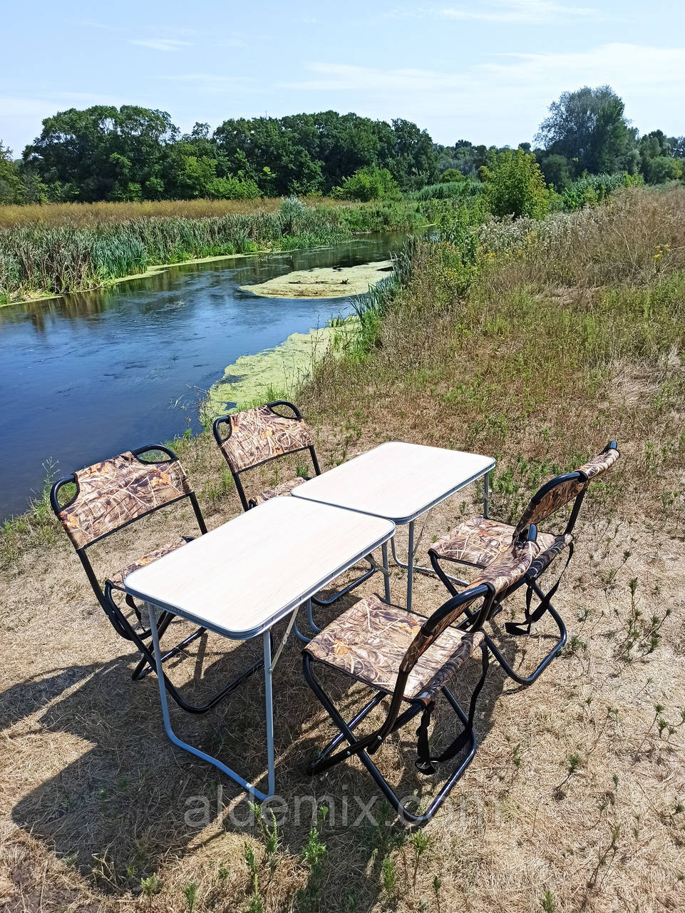 Складаний стіл туристичний зі стільцями купити "Кріпиш О2+4к" меблі для кемпінгу
