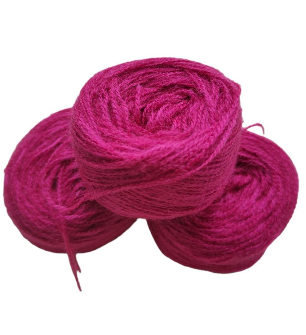 Нитка акрилова для вишивання в клубках 70м/4,5г