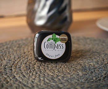 Драже Compass  ментол екстра-сильний "Menthol Extra Strong"  без цукру 14 гр. Німеччина