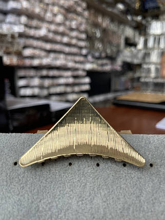 Шпилька краб металева золотистого кольору глянсова з візерунками розмір краба 75 Х 45 мм, фото 1