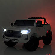 Електромобіль Джип Toyota на акумуляторі з пультом керування та світлом Bambi M 4919EBLRS-2 Чорний, фото 6