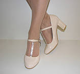 Бежеві жіночі туфлі на стійкому середньому підборі з ремінцем розмір 37, фото 5