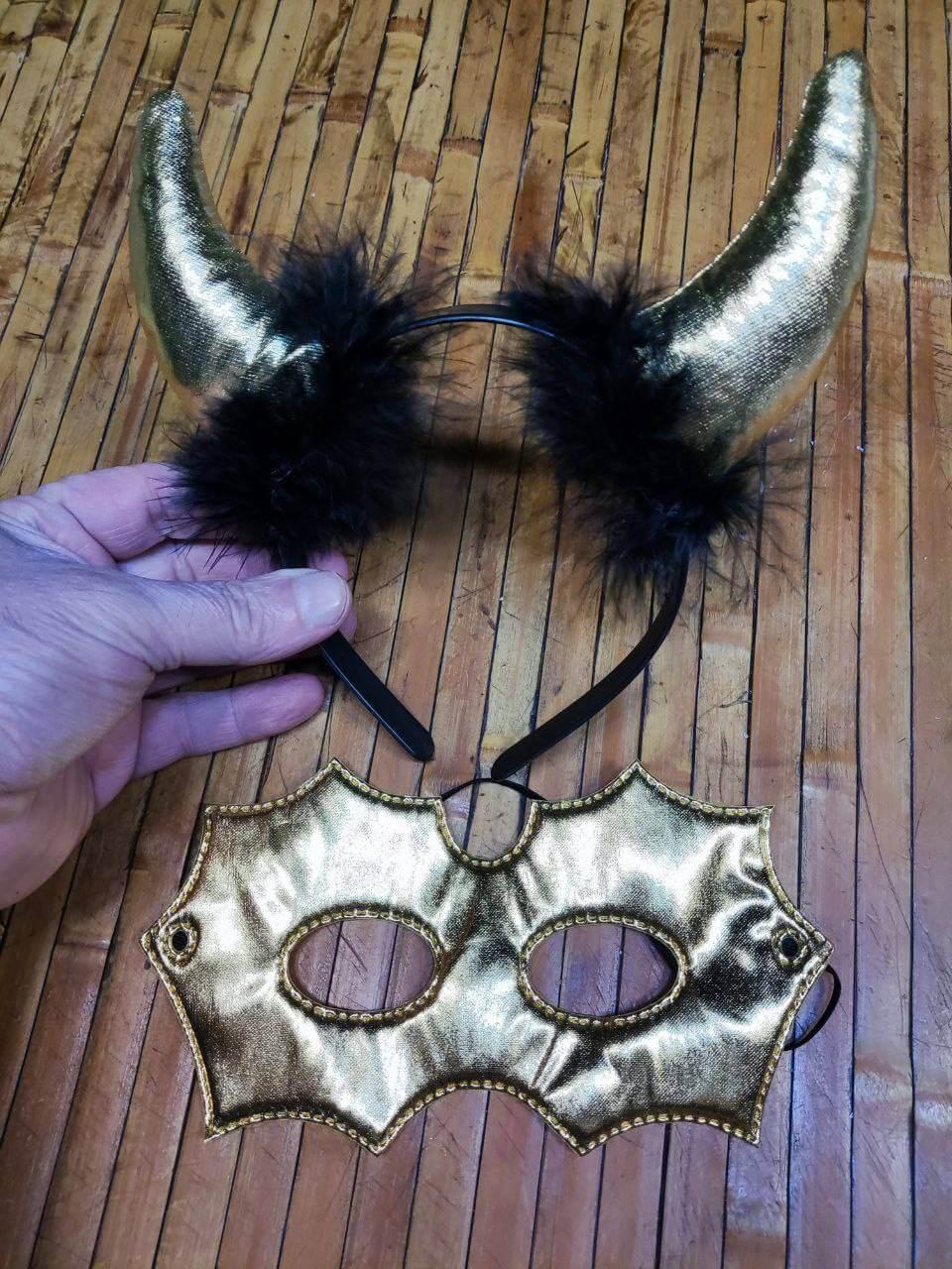 Роги (ріжки) Демона (чорта) на обручі з золотистими маскою. Комплект, фото 1