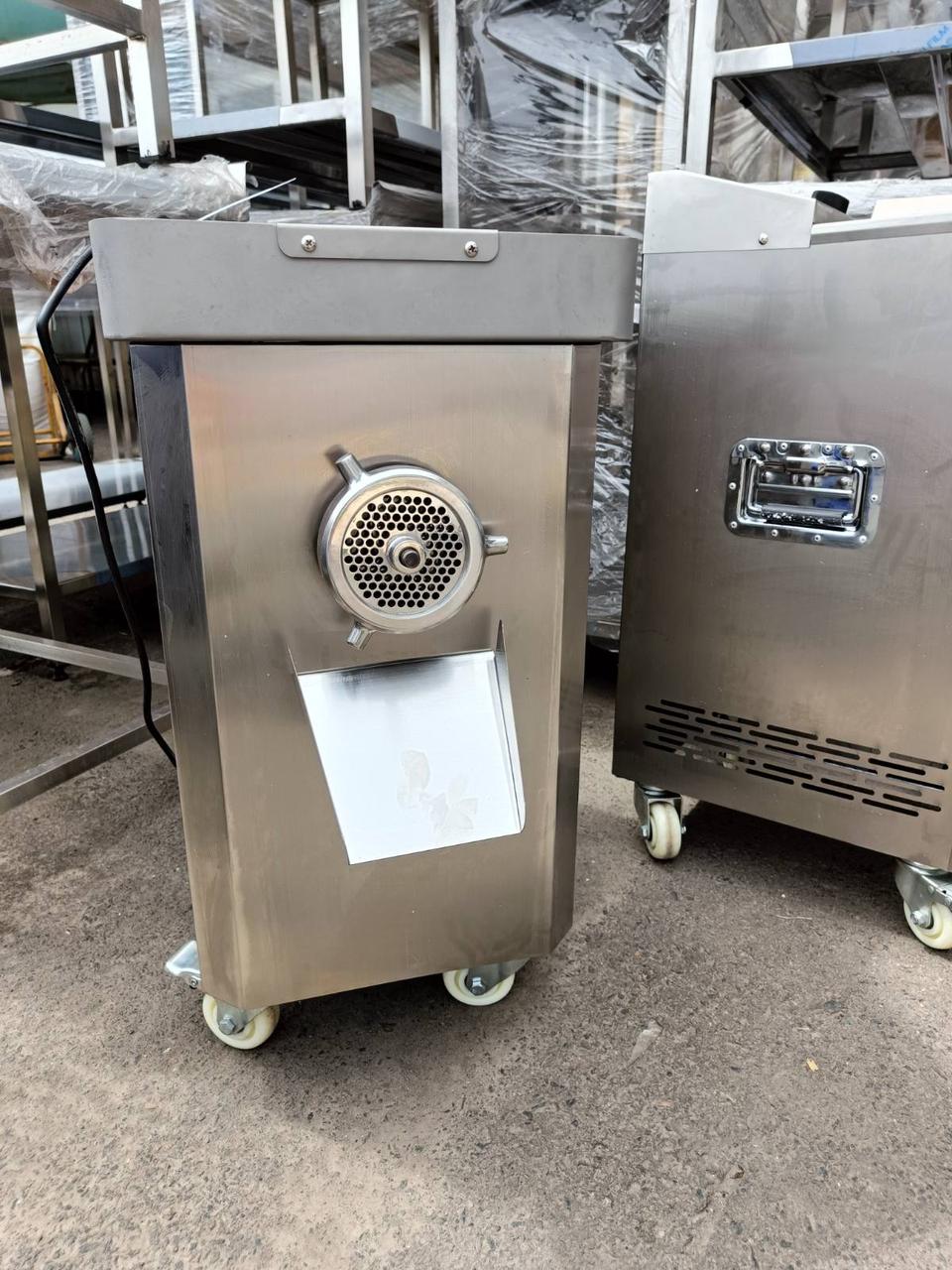 М'ясорубка промислова Vektor DJ-1-32 Напальна.350 кг/год