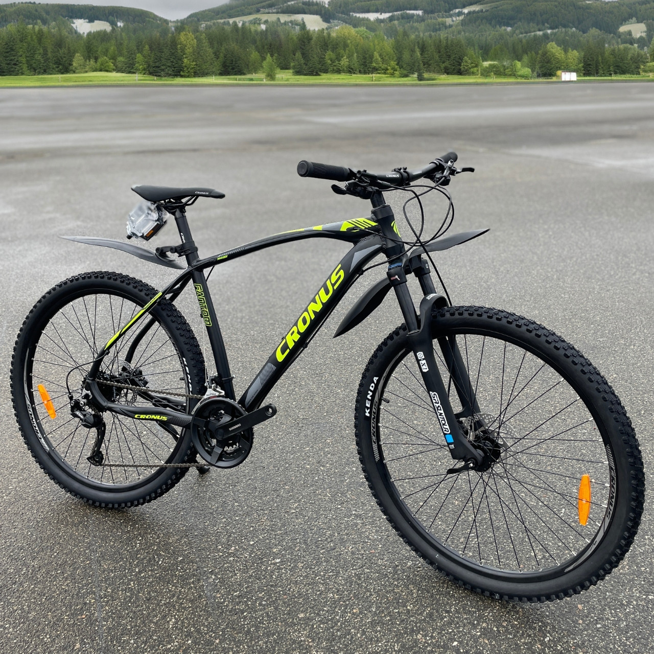 Велосипед CRONUS FANTOM 27.5" колеса 19.5" рама Чорний-Салатовий