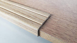 Кутовий алюмінієвий поріжок , Дуб сірий (ламінація) УЛ-120