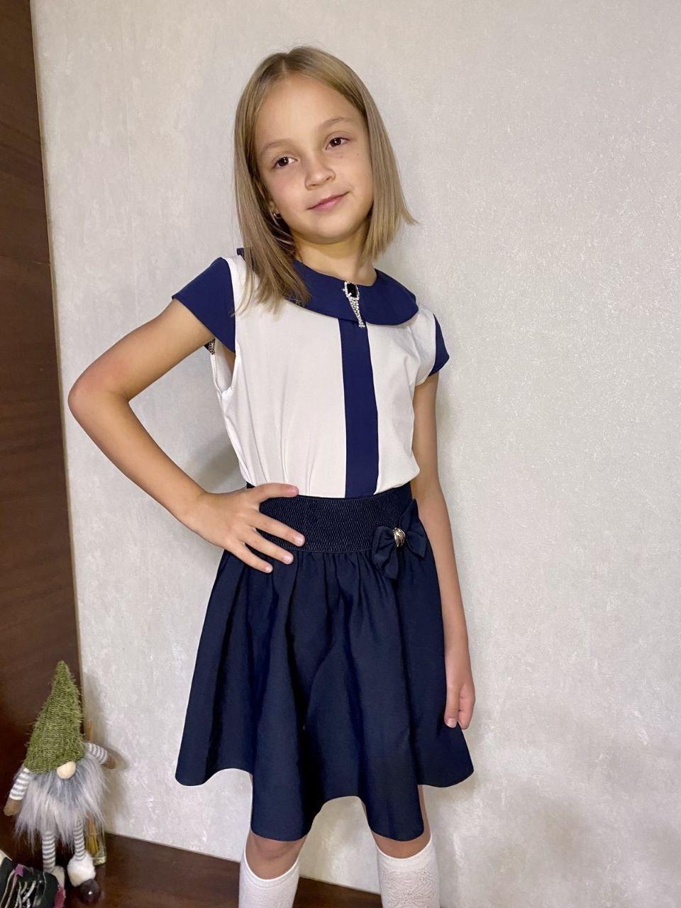 Нарядная школьная блузка для девочек Блузка школьная для девочки с воротником синяя короткий рукав 128 - фото 6 - id-p1909514946