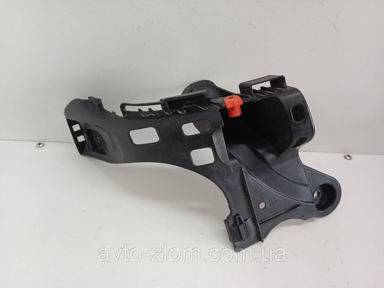 Кронштейн заднього бампера лівий Opel Astra H, Opel Astra. Універсал. 13143106., фото 1