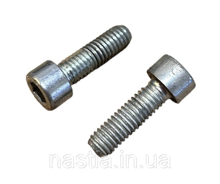 Б/В U032.020 Короткий болт для кріплення бойлеру, Vending