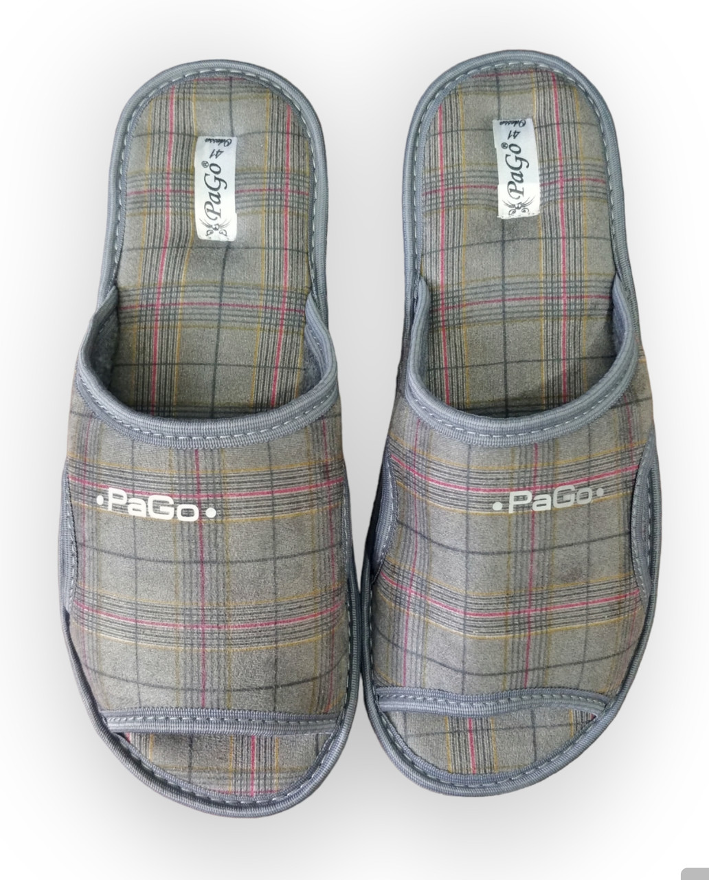 Чоловічі тапочки сірі з відкритим носком в клітинку – зручне домашнє взуття для комфортного відпочинку, фото 1