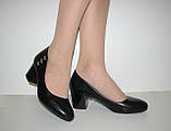 Жіночі чорні туфлі екошкіра на стійкому підборі розмір 36, фото 4