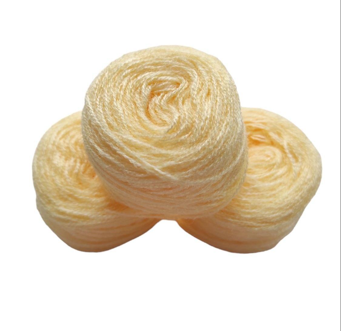 Нитка акрилова для вишивання в клубках 70м/4,5г