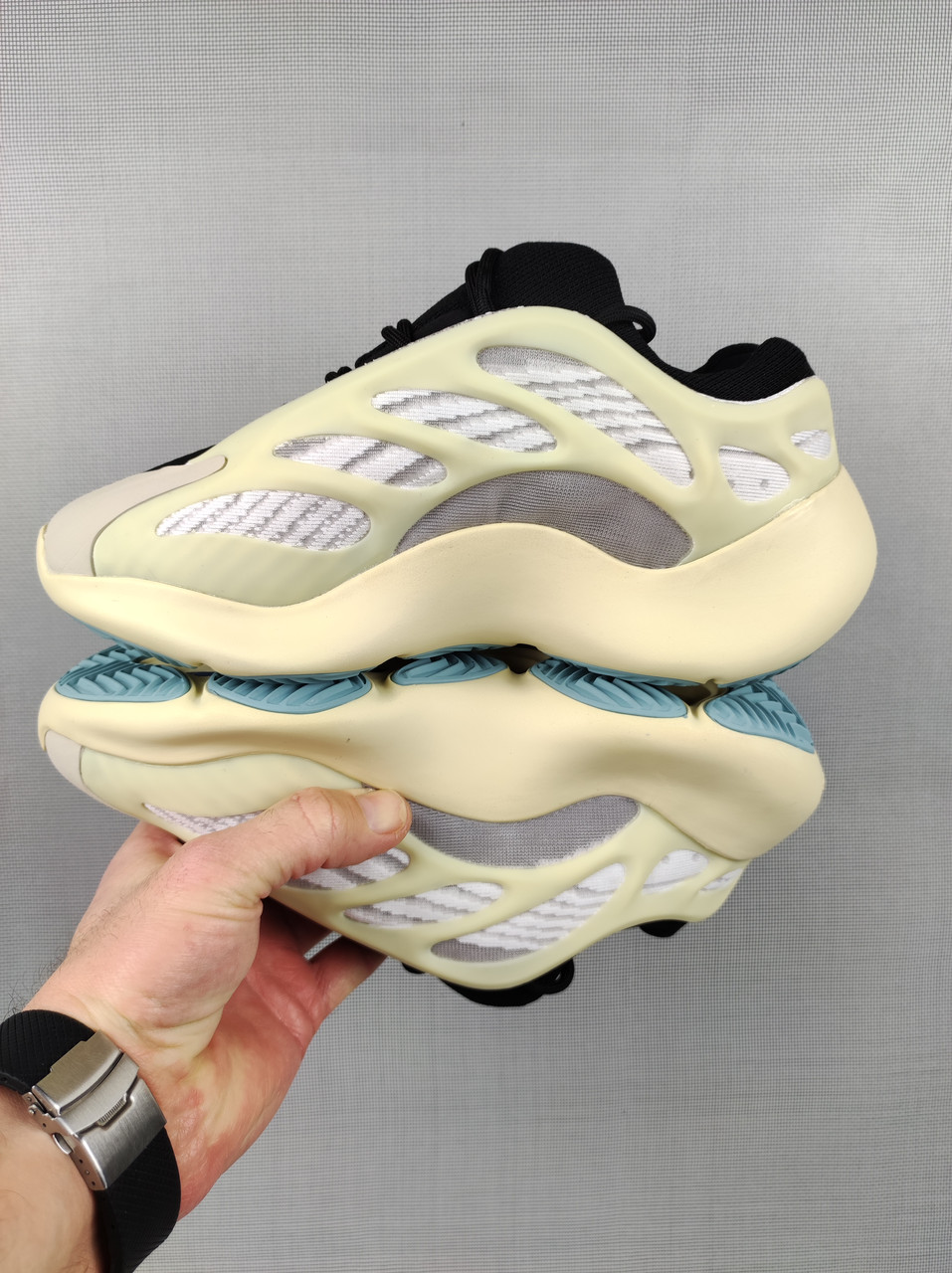 Yeezy 700 sales 45